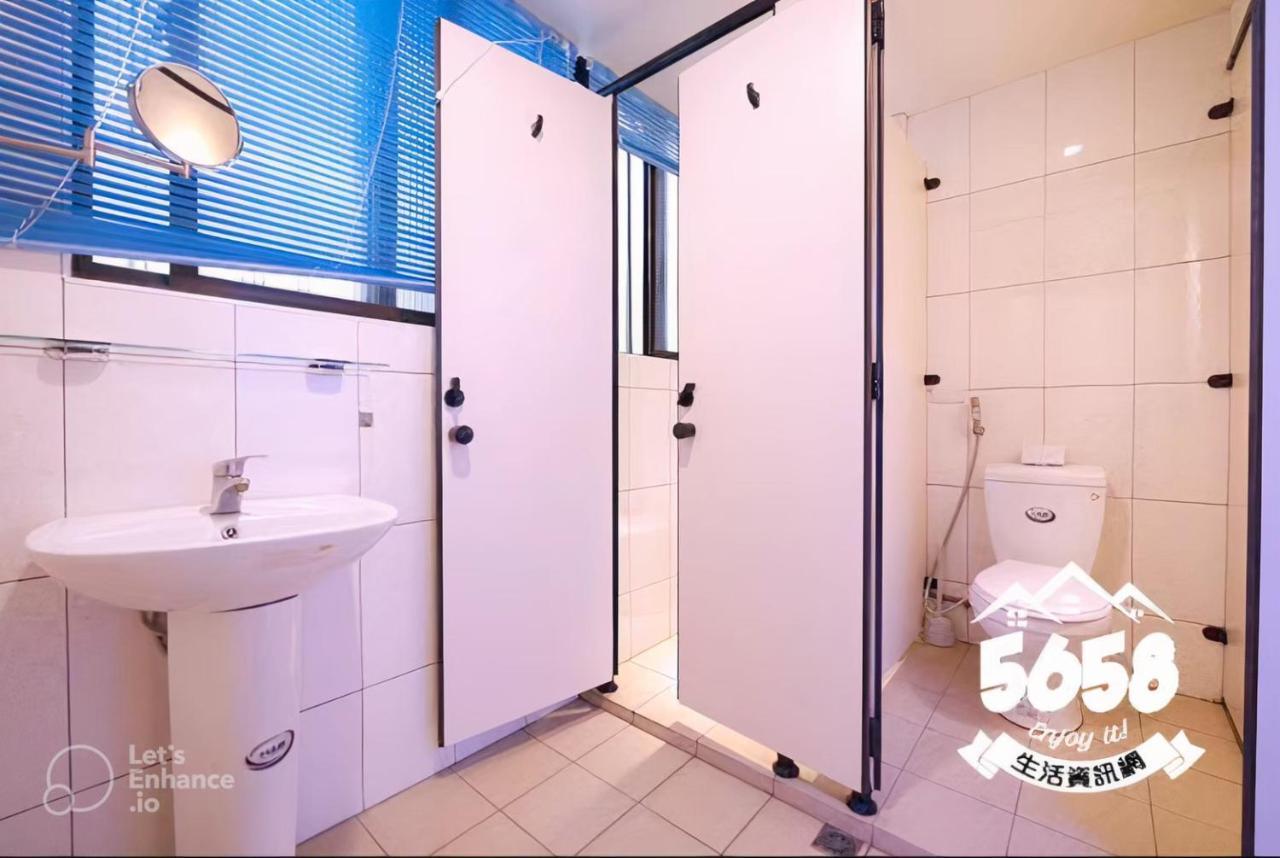 Fengjia Pig'S House Apartment Taichung Exterior photo